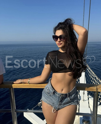 Photo escort girl Leyla: the best escort service