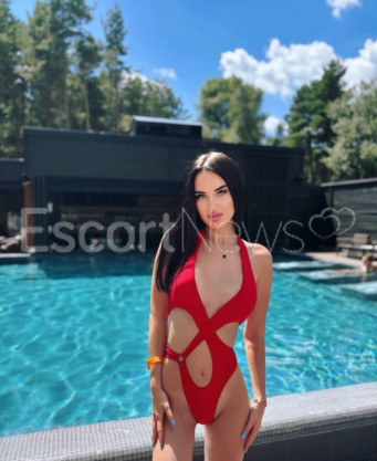 Photo escort girl Ella: the best escort service
