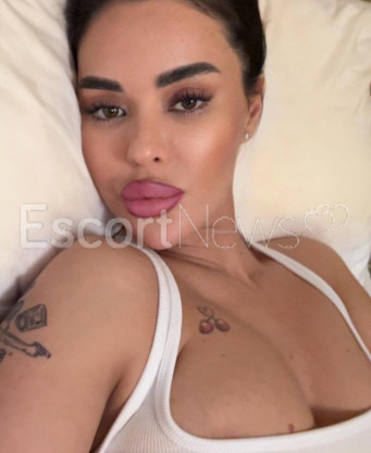 Photo escort girl Elite W. Ariella : the best escort service