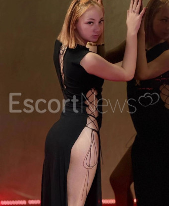 Photo escort girl Elya : the best escort service