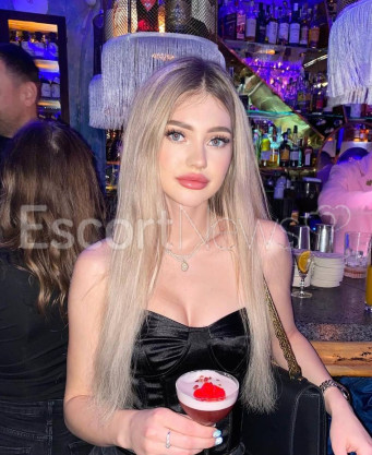 Photo escort girl Kira: the best escort service
