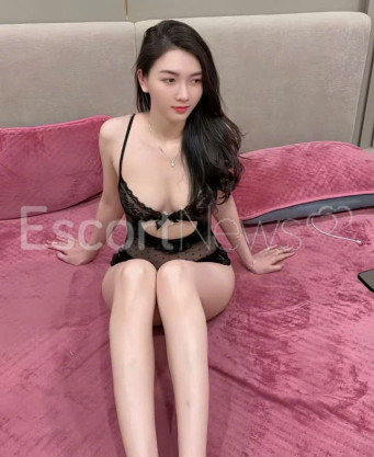 Photo escort girl mina: the best escort service