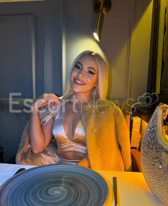 Photo escort girl Elanur: the best escort service
