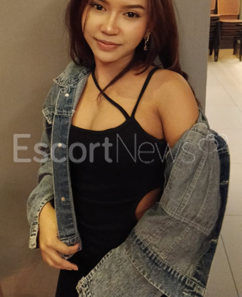 Photo escort girl Suraiti: the best escort service