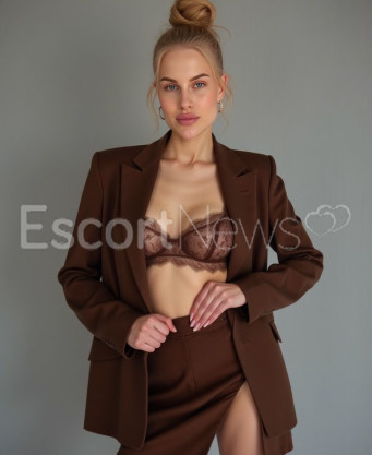Photo escort girl ALISA QUEEN: the best escort service
