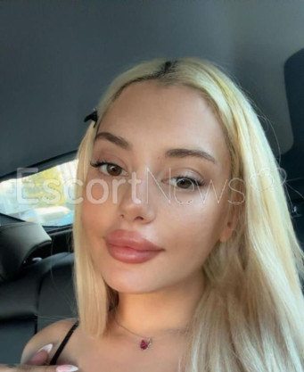 Photo escort girl Jenessa: the best escort service