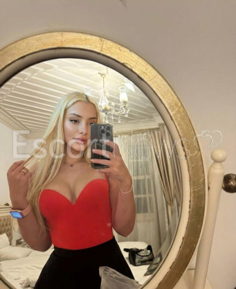Photo escort girl sarah: the best escort service