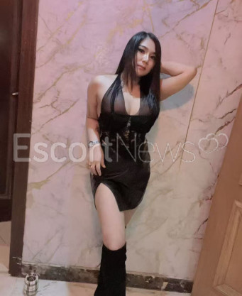 Photo escort girl Zenna: the best escort service
