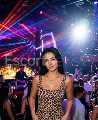 Photo escort girl cemre: the best escort service