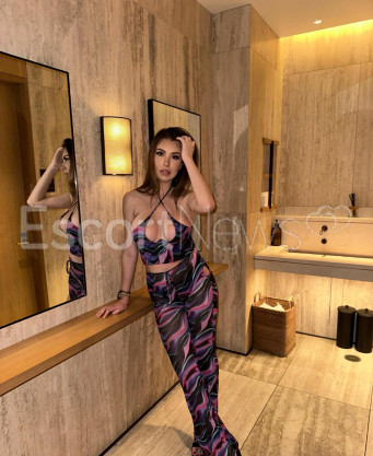 Photo escort girl arya: the best escort service