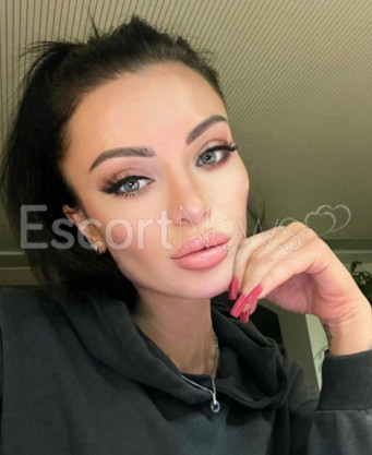 Photo escort girl ERIKA: the best escort service