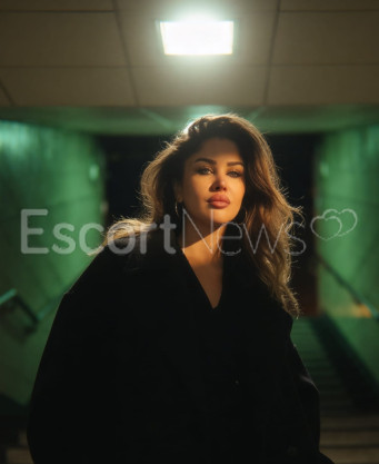 Photo escort girl Karaca: the best escort service