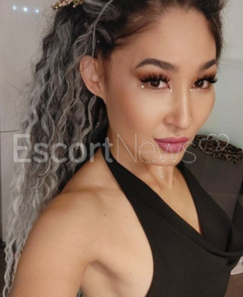 Photo escort girl SOFIA: the best escort service
