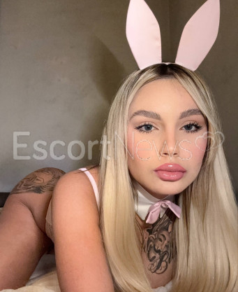 Photo escort girl Derby: the best escort service
