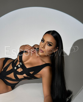 Photo escort girl LARISSA AS: the best escort service
