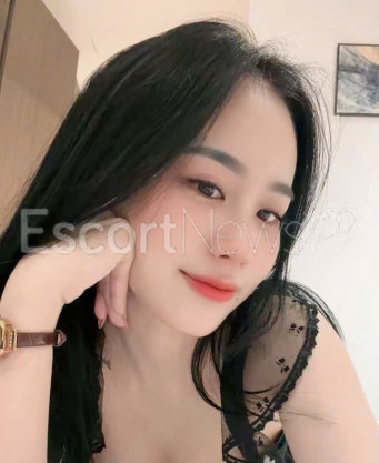 Photo escort girl Yooona: the best escort service