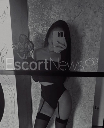 Photo escort girl Nykolli: the best escort service