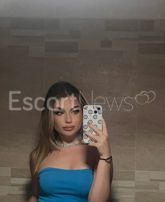 Photo escort girl LAURA: the best escort service