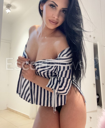 Photo escort girl Emma: the best escort service