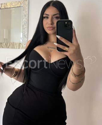 Photo escort girl Sally : the best escort service