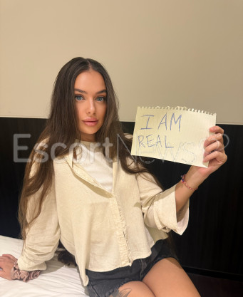 Photo escort girl Karina: the best escort service