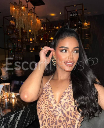 Photo escort girl Julia: the best escort service