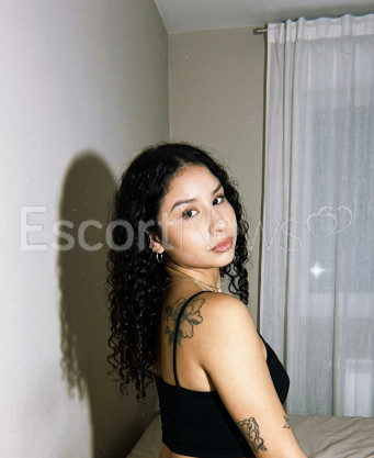 Photo escort girl Andrea: the best escort service