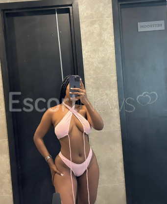 Photo escort girl Pia: the best escort service